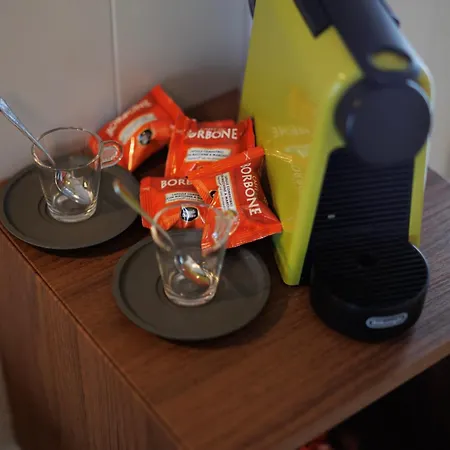 아파트 Atticoderossi A 500mt Da Stazione&centrostorico