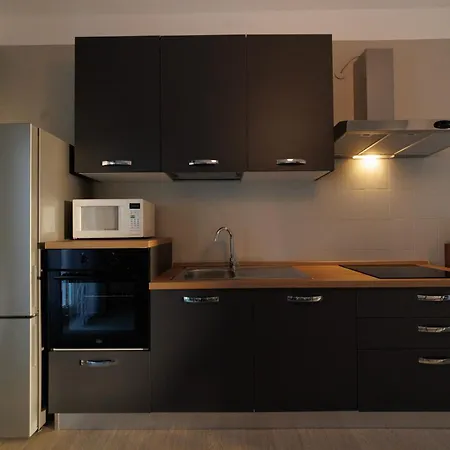 Atticoderossi A 500mt Da Stazione&centrostorico * 바리