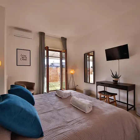 Atticoderossi A 500mt Da Stazione&centrostorico 바리