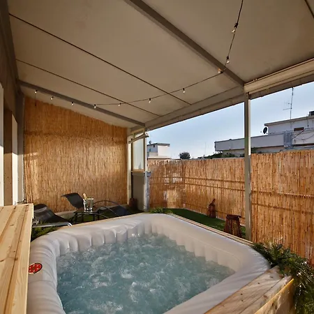 Atticoderossi A 500mt Da Stazione&centrostorico * Bari