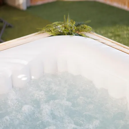 Apartment Atticoderossi A 500mt Da Stazione&centrostorico