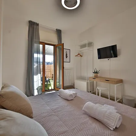 Appartement Atticoderossi A 500mt Da Stazione&centrostorico