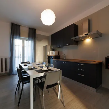 Appartement Atticoderossi A 500mt Da Stazione&centrostorico