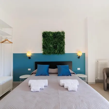 Atticoderossi A 500mt Da Stazione&centrostorico Appartement *