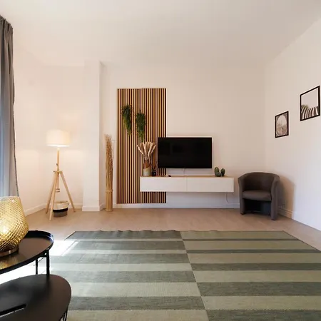 Atticoderossi A 500mt Da Stazione&centrostorico Apartment